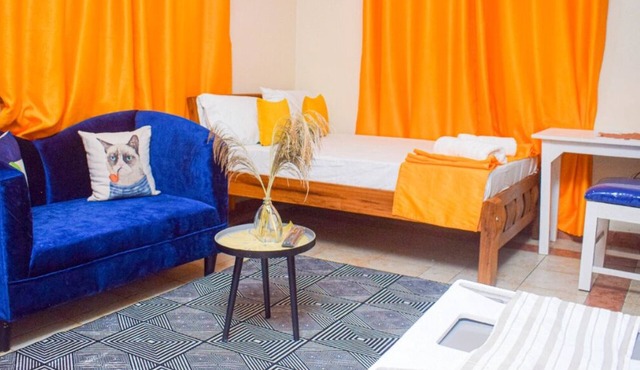 Cozy studio ,10min walk t nature park 5 min to beach, discounted prices in nyali
