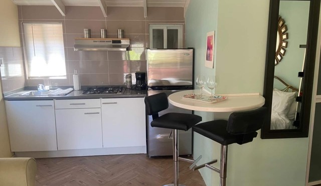 Cozy studio apartment with private spa