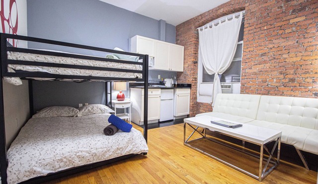 Cozy Studio Apartment - Midtown, Times Square