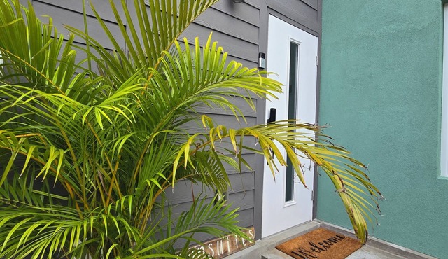 Cozy Studio - Centrally located near beaches, supermarkets and restaurants.