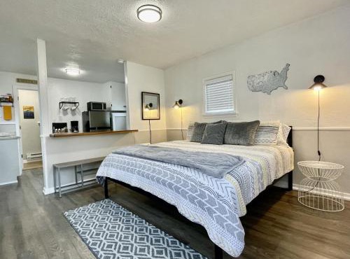 Cozy Studio Cottage - Downtown Twin Falls