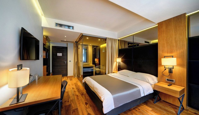 Cozy Studio in Strong Center of Belgrade with Private Garage