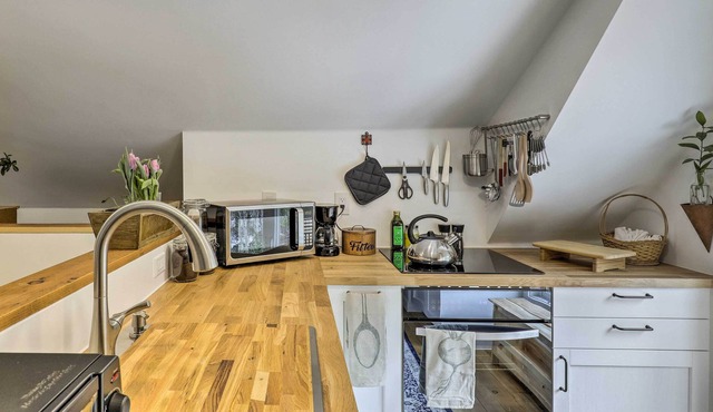 Cozy Studio Near Bear Brook State Park!
