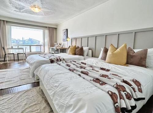 Cozy Studio with 2 Beds & Private Bathroom