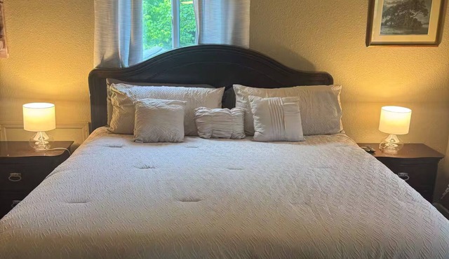 Cozy studio with AC, WiFi in lovely Sevierville