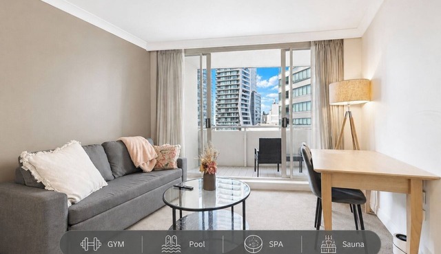 Cozy Studio with Gym and Pool Near Chatswood Station