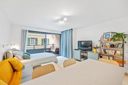 Cozy studio with terrace, Monaco and beach 5 min away