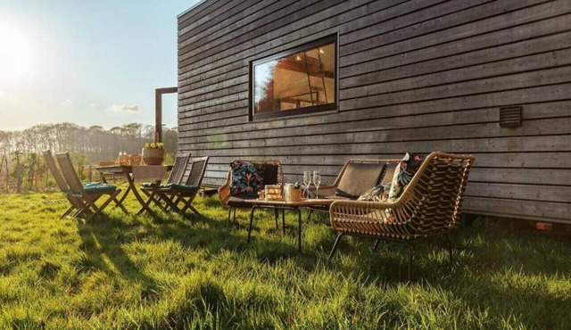 Cozy Tiny House Near Bruges & Nature: