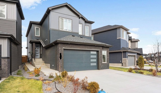 Cozy Two Bedroom Basement Suite near West Edmonton Mall in Edmonton, AB
