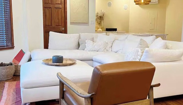 Cozy Two Bedroom River Front Getaway Share Save