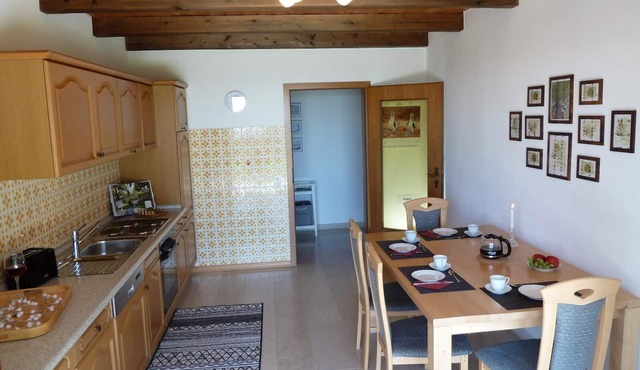 Cozy vacation apartment with two bedrooms and terrace