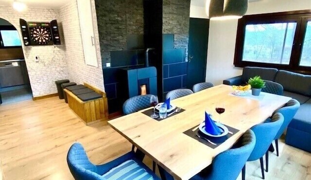Cozy vacation home for up to 8 people with terrace