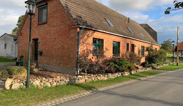 Cozy vacation home in Barlin, not far from Dargun - Holiday apartment (Marcath