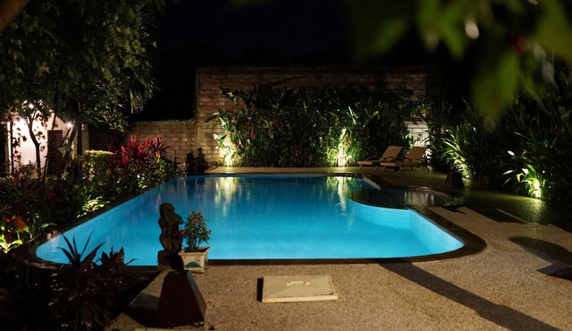 Cozy villa conveniently located in Lovina North Bali, town near the beach