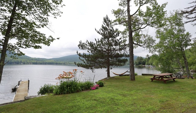 Cozy Waterfront Home Overlooking Stinson Lake (SL2439R)