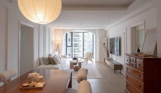 CozyLand - 5min to Yuyuan Garden with Shanghai Tower View, Rare 4Bedroom