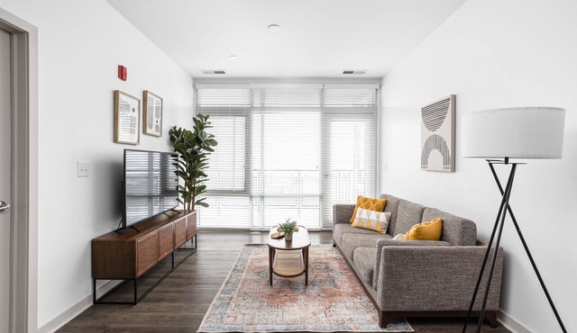 CozySuites 2BD Bottleworks Indianapolis #2