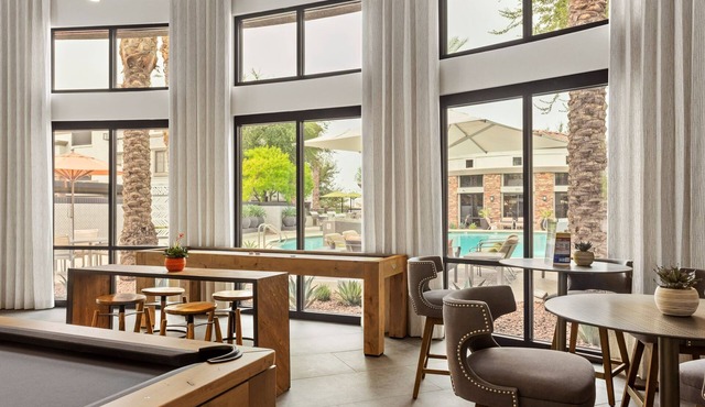 CozySuites at Glendale
