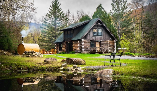 Craftsman Log Cabin Near Whiteface Hot Tub, Sauna & Swimming Hole