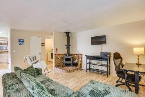 Creative Escape! Eagle's Nest Hideaway