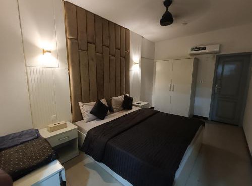 Creek walk lodges
