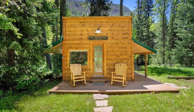 Creekside Maroon Bells Cabin at T-Lazy-7 Ranch, 5 Min to Maroon Bells & Highlands, 10 to Aspen