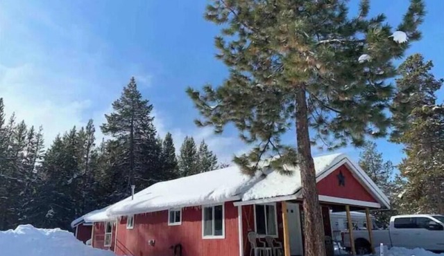 Crescent Cabin by Lakes & Rivers