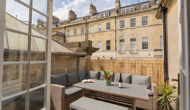 Crescent Mews