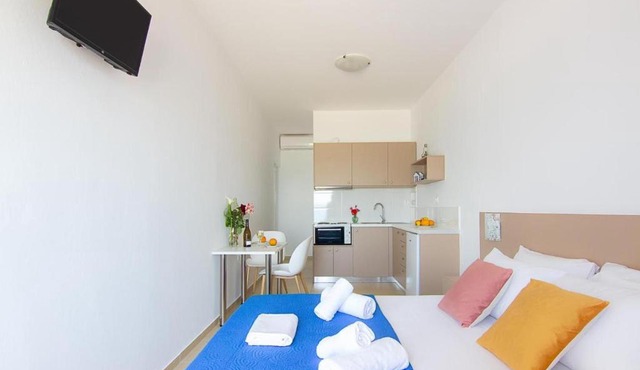 Creta Beachfront Apartment for 2 persons by MPS