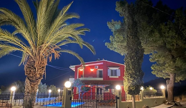 CretaLeisure Luxurious Villa with pool