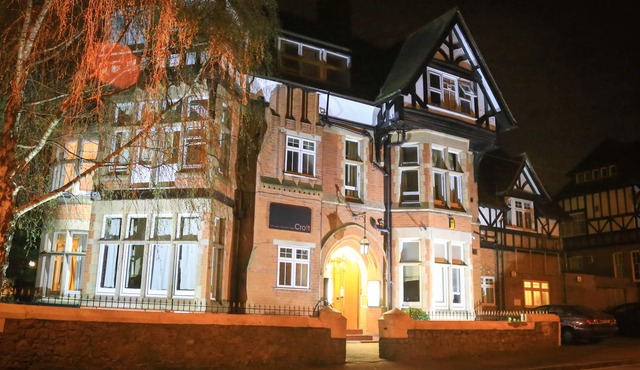 Croft Hotel