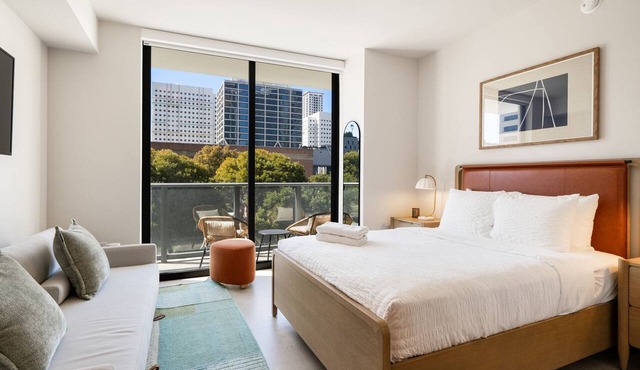 Crosby Miami WTC Studio Urban Pad #315