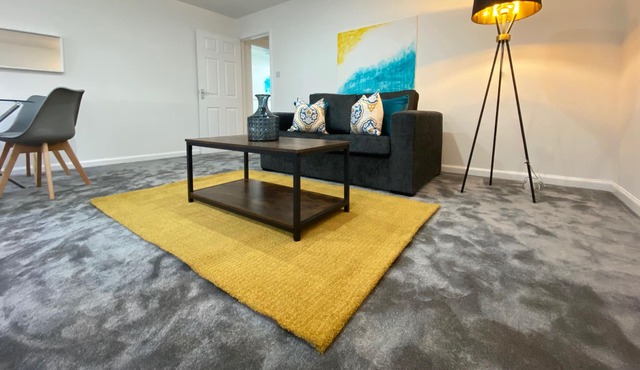Crown Lower level flat in Glasgow's Westend