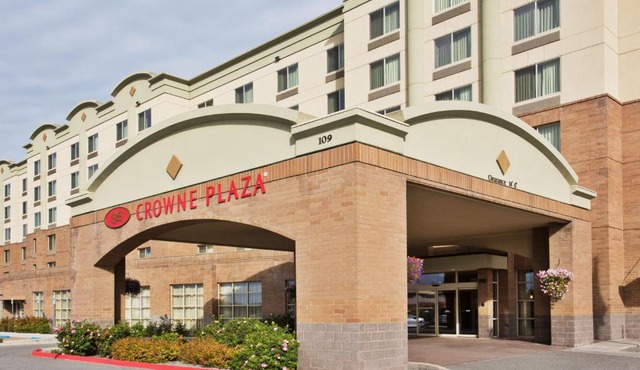 Crowne Plaza Anchorage-Midtown by IHG
