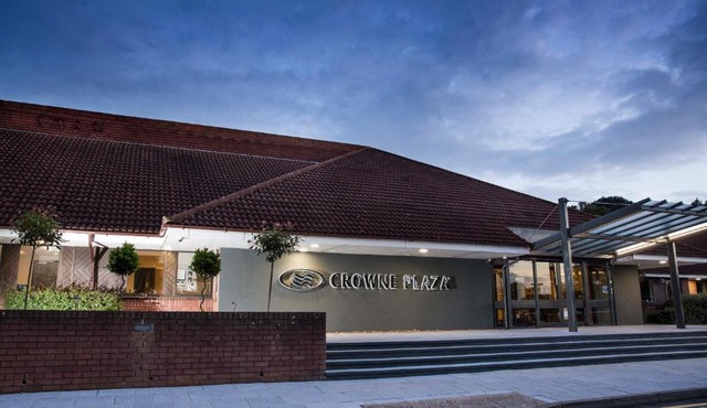 Crowne Plaza Basingstoke by IHG