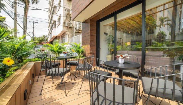 CRS 202 - Peaceful APT Perfect for Romantic Weekend Getaway