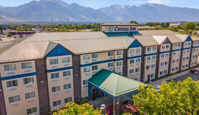 Crystal Inn Hotel & Suites - Midvalley