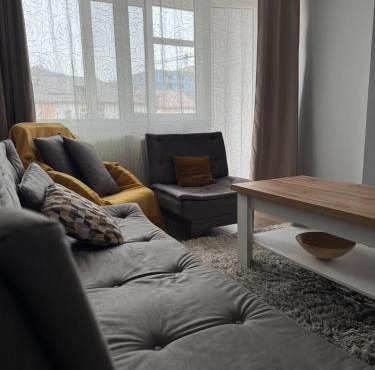 Crystal Modern Apartment