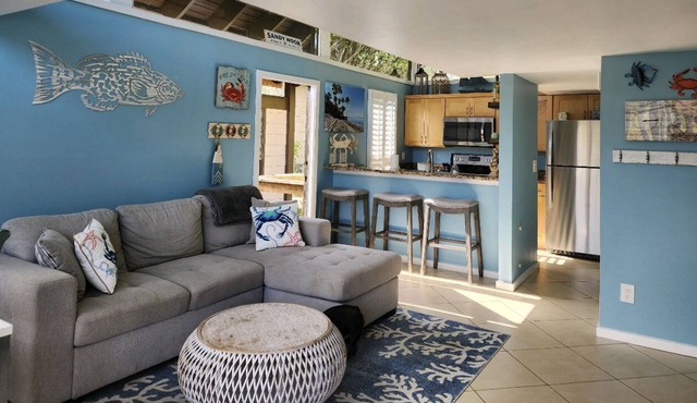 Crystal River Waterfront Bungalow in Sawgrass Landing