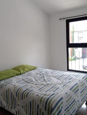 cuarto en senderos comendador con baño privado