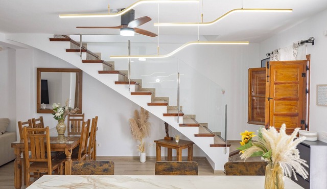 Cubo's Casa Mariposa near Marbella/urban/Marbella/terrace/free wifi