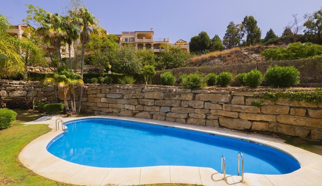Cubo's Poseidon Apartment 2 & Pool/room/air conditioning/community pool/free wifi