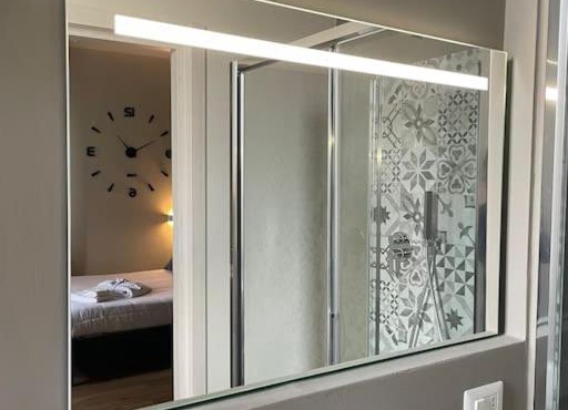 Cucchiari Suite 8B