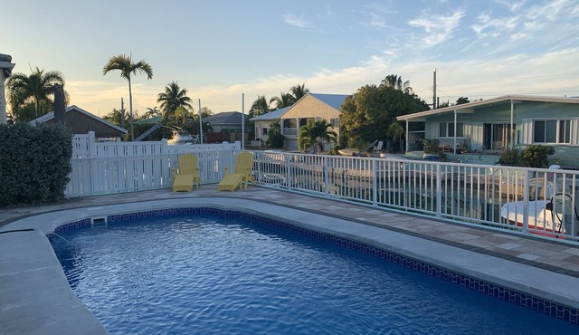 Cudjoe Key 3bdr,2 bath Pool, 20 min from Key West, Ocean Access, Bikes, Canoe