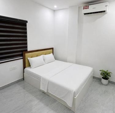 Cue 8 Apartments