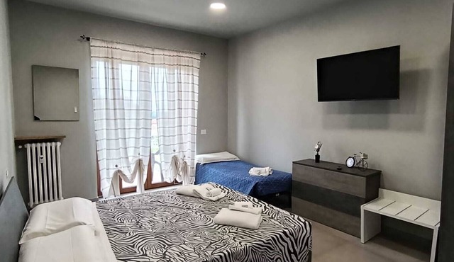 Cuneo Bedroom