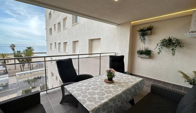 Cunit, front line with sea view