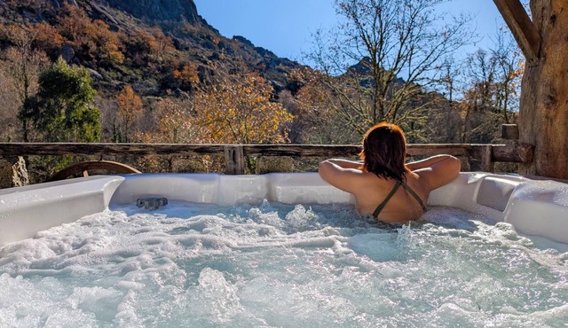 Curveirinha | Country House| Jacuzzi | National Park Peneda-Gerês