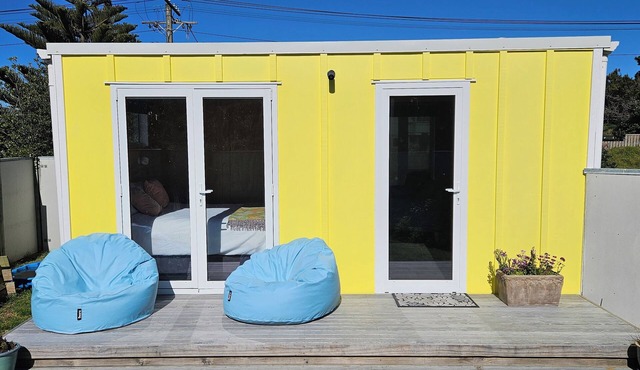 Custard Square Holiday StudionA sweet retreat by the beach