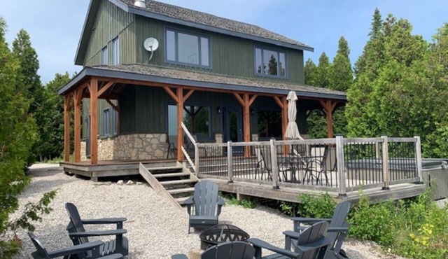 Custom Built Craftsman Cottage on Lake Huron